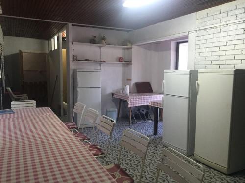 Hostal Crveno Zlato