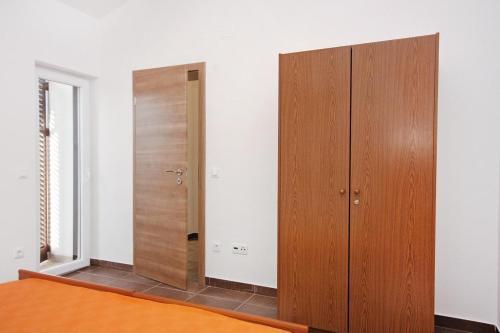 Apartment Biograd Na Moru 5847a