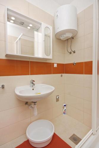Apartment Biograd Na Moru 5847a