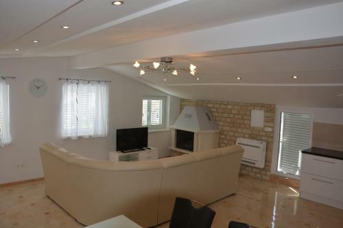 Apartments Petar & Anka