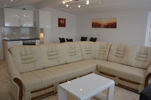 Apartments Petar & Anka