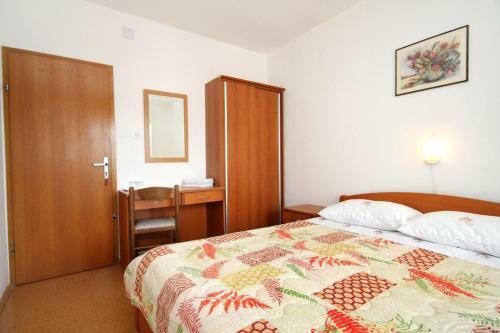Hostal Double Room Cavtat 9045e