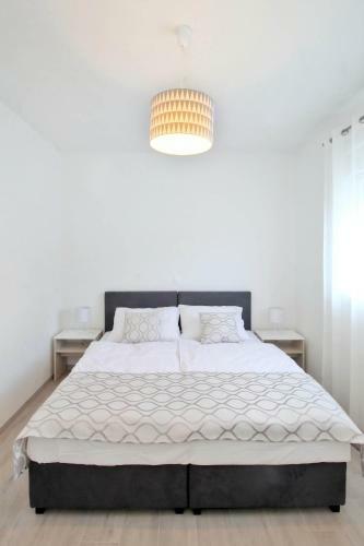Bacan Family Apartments