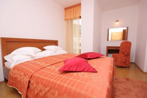 Apartment Cres 7985f