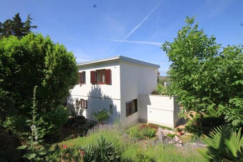 Apartment Cres 7806a