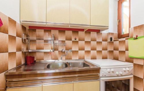 Apartment Cres 16178a