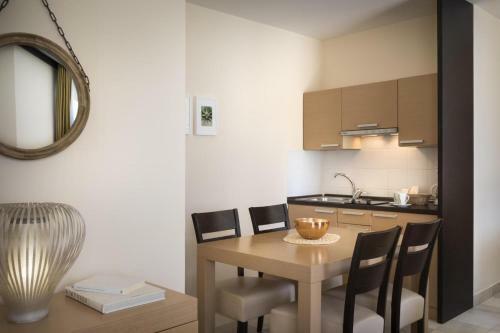 Apartment Aci Marina Cres