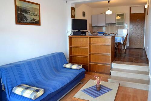 Apartment Cres 7876b