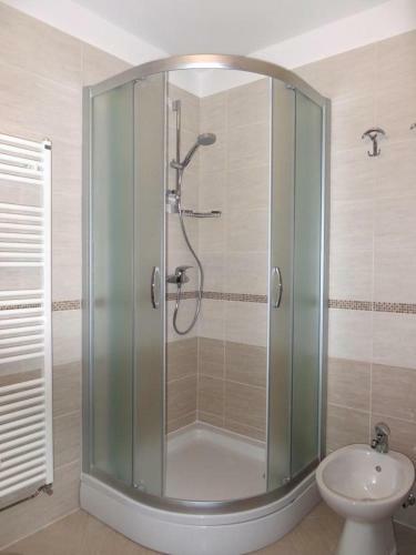 Apartment Cres 7876b
