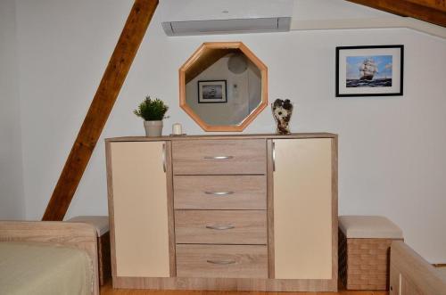 Apartment Cres 13510a