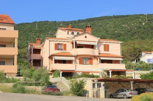 Apartment Cres 7985g