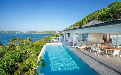 Vanguard Villa