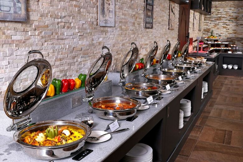 Park Regis Lotus Hotel