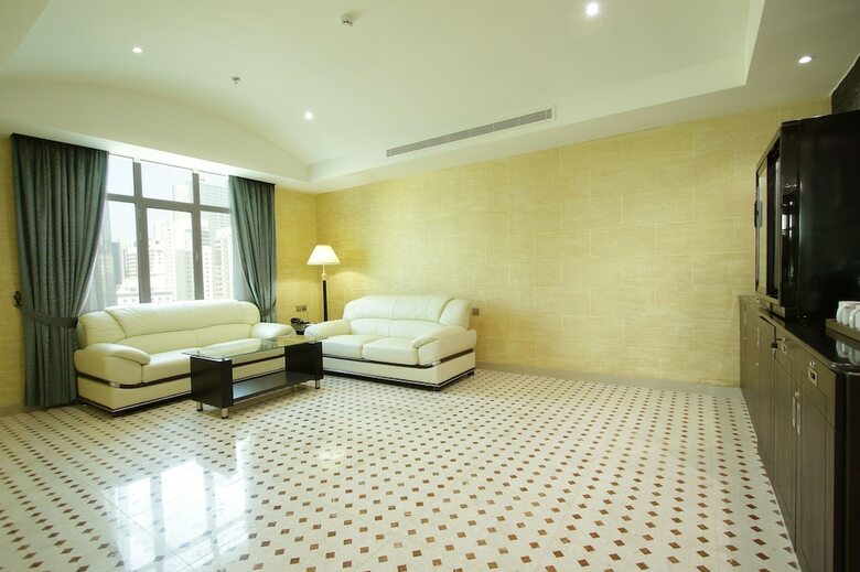 Park Regis Lotus Hotel