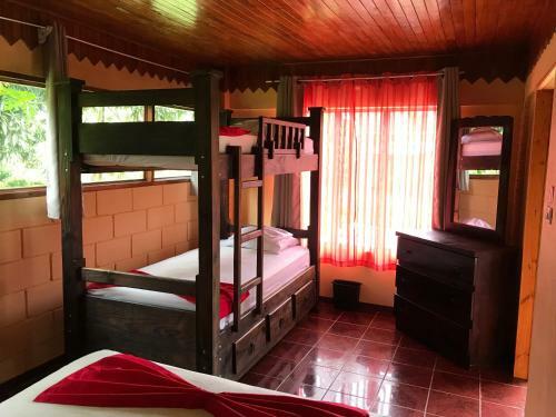 Casa De Campo En La Fortuna De San Carlos