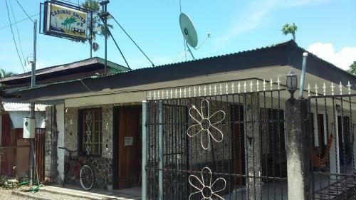 Albergue Cabinas Smith 2