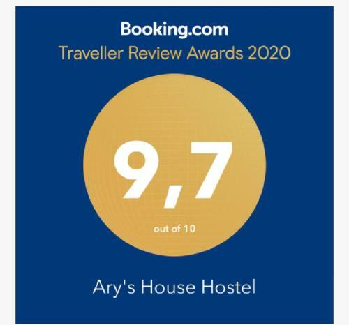 Ary's House Hostel