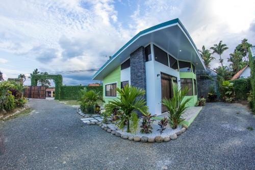 Villa Residencias Arenal