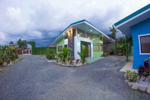 Villa Residencias Arenal
