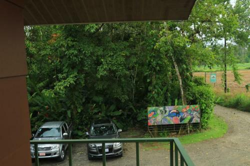 Lodge Ecocentro Danaus