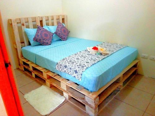 Hostal Sloth House B&B