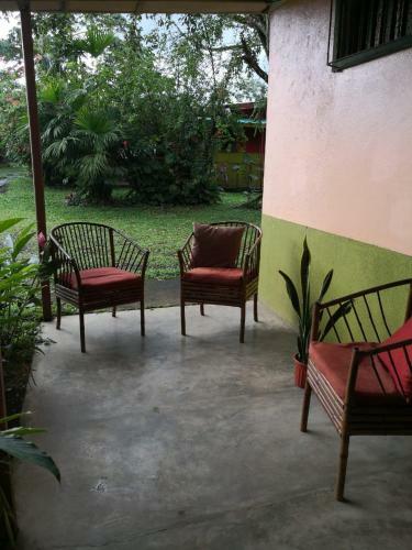 Apartamento Cabinas La Rivera