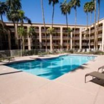 Hotel Scottsdale Thunderbird Suites