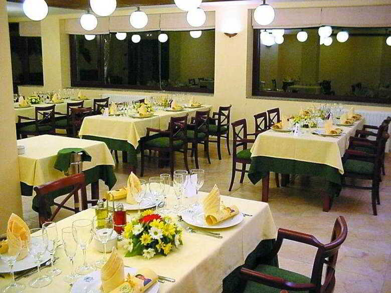 Hotel Aj Niunit