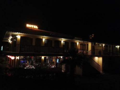 Hotel Pura Vida
