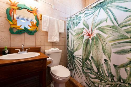 Bird Of Paradise Hotel