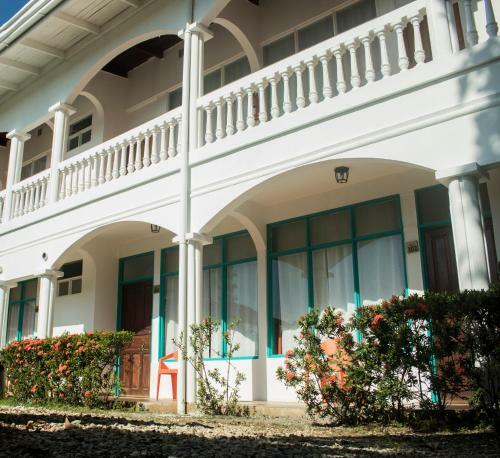 Bird Of Paradise Hotel