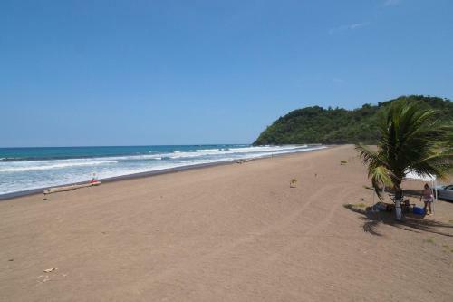 Apartamento Breakwater Beachfront Condo 603