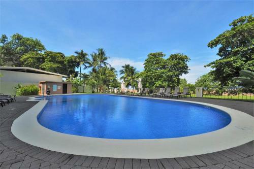 Apartamento Breakwater Beachfront Condo 603