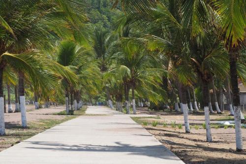 Apartamento Breakwater Beachfront Condo 603