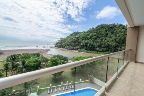 Apartamento Breakwater Beachfront Condo 603