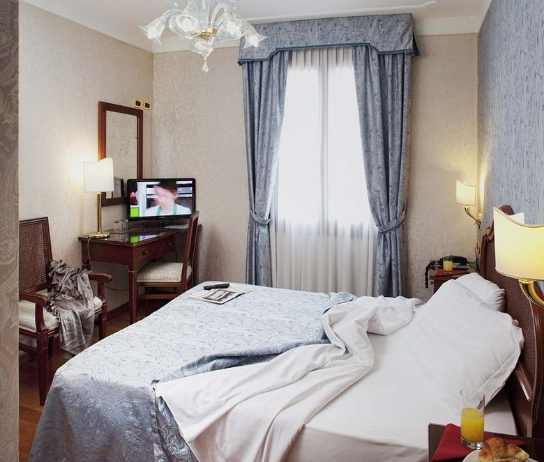 Hotel Ca� D� Oro