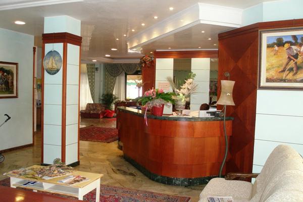 Hotel American