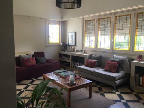 Moderno Chalet Zona Guemes
