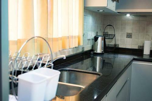 Apartamento Amplio Departamento -excelente Ubicacion- Con Cochera