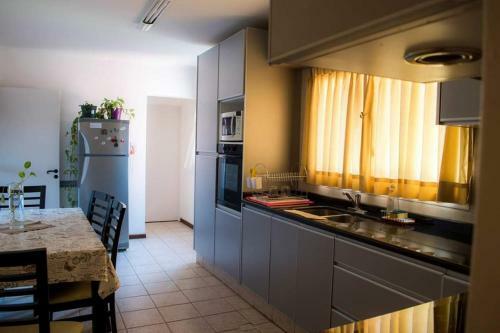 Apartamento Amplio Departamento -excelente Ubicacion- Con Cochera