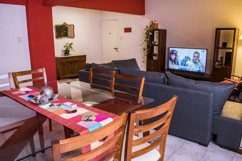 Apartamento Amplio Departamento -excelente Ubicacion- Con Cochera