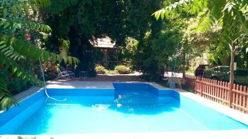 Bed & Breakfast Posada Chalet De Bassi