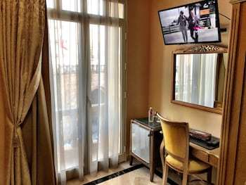 Hotel H�tel Royal Victoria