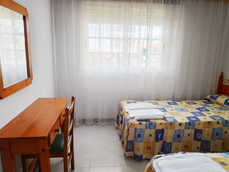 Apartamentos Playa De La Lanzada 3000