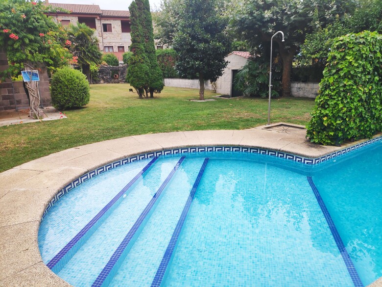 Apartamentos Playa De La Lanzada 3000