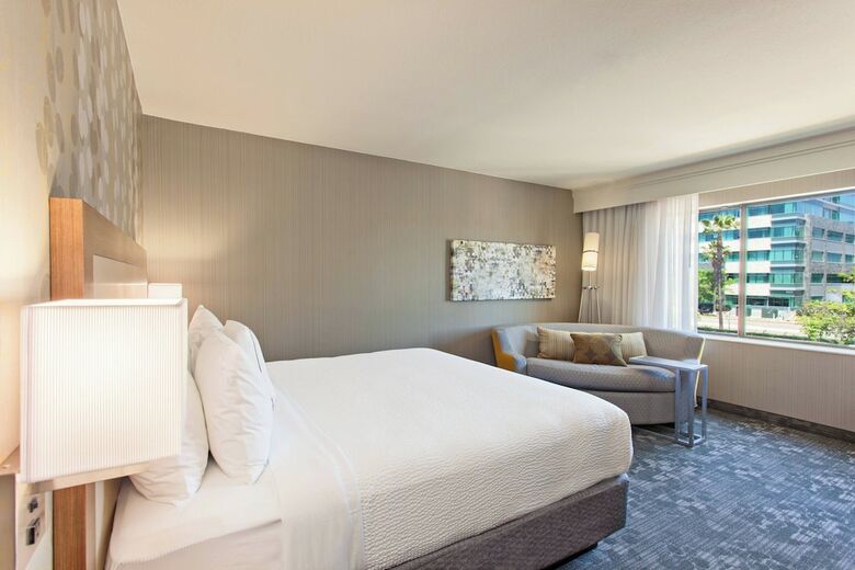 Hotel Courtyard By Marriott San Diego Central