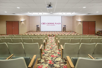 Crowne Plaza Hotel Milwaukee