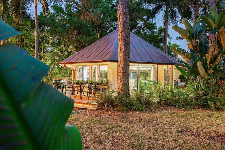 Hotel Fairways Resort