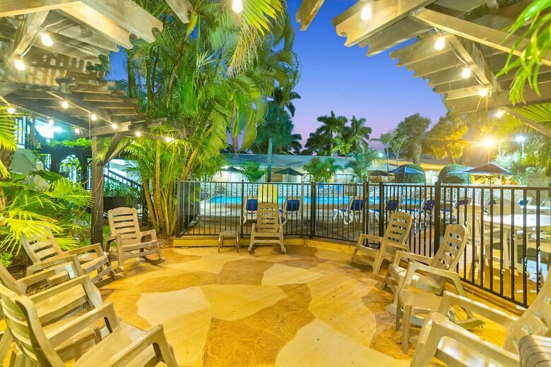 Hotel Fairways Resort