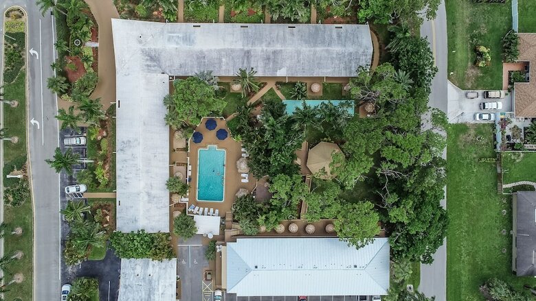 Hotel Fairways Resort